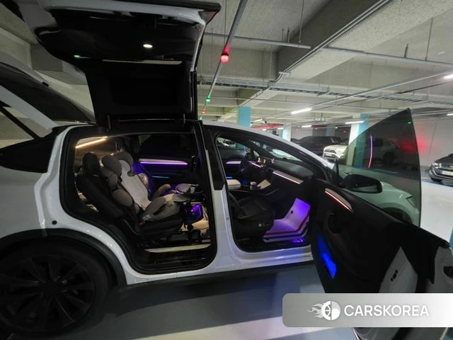 Tesla Model X id 4613148 из Кореи 16
