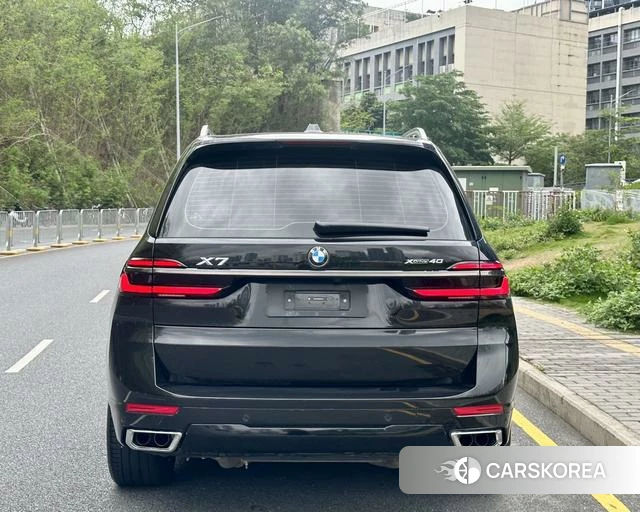 BMW X7 id 4277317 из Китая 14