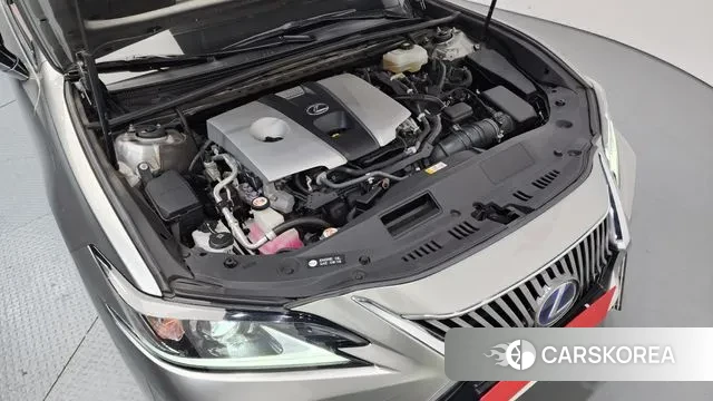 Lexus ES300h 7th generation id 3765705 из Кореи 16