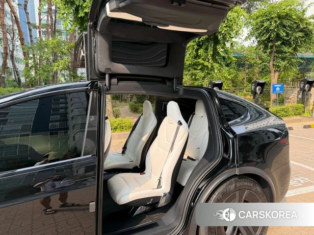 Tesla Model X 2023 Черный из Кореи, фото 6
