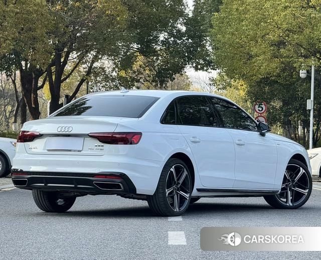 Audi A4L id 4277767 из Китая 12
