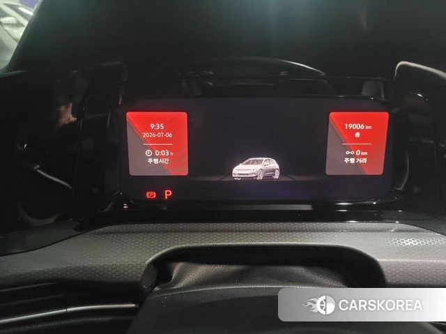 Volkswagen Golf 8th Generation 2024 Белый из Кореи, фото 6