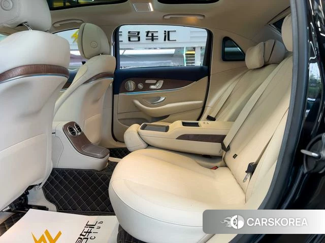 Mercedes-Benz E-class id 4274246 из Китая 12