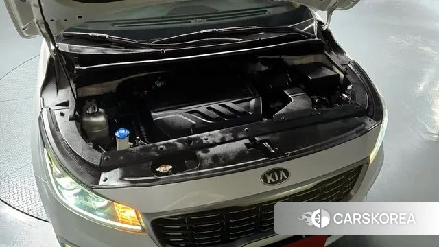 Kia The New Carnival id 2995441 из Кореи 16