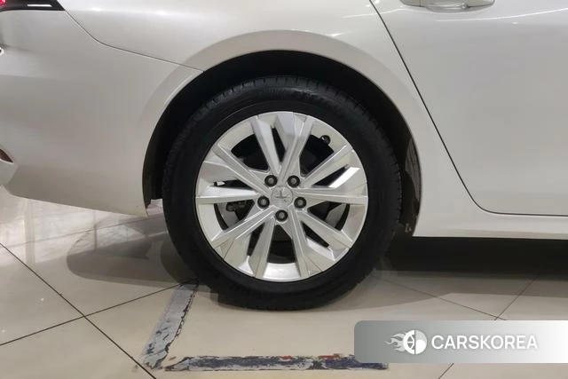 Peugeot 508L id 3824798 из Китая 13