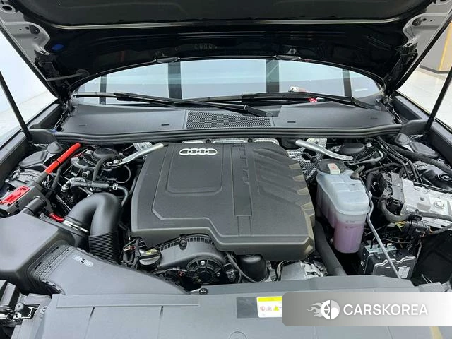 Audi A6L id 4335778 из Китая 30