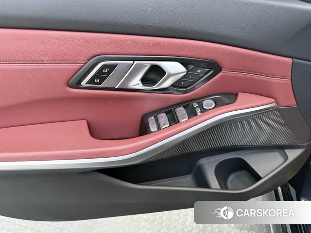 BMW 3 series id 4297226 из Китая 17