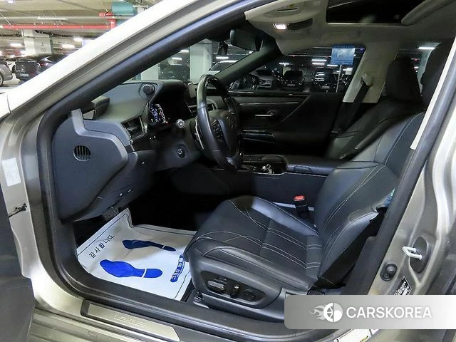 Lexus ES300h 7th generation id 3936691 из Кореи 16