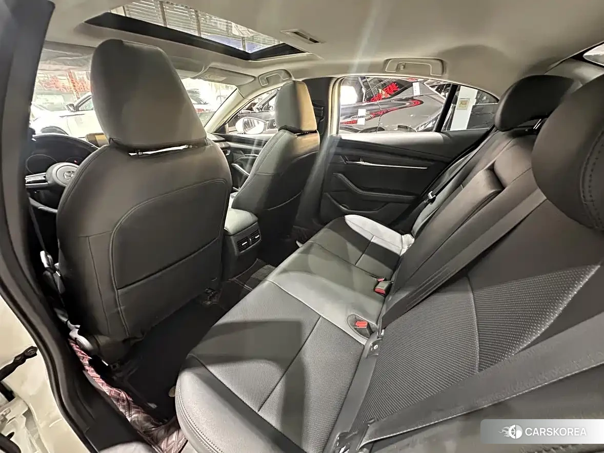 Mazda 3 id 4601040 из Китая 8