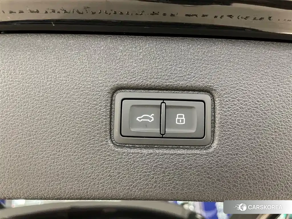 Audi Q7 id 4548190 из Китая 25