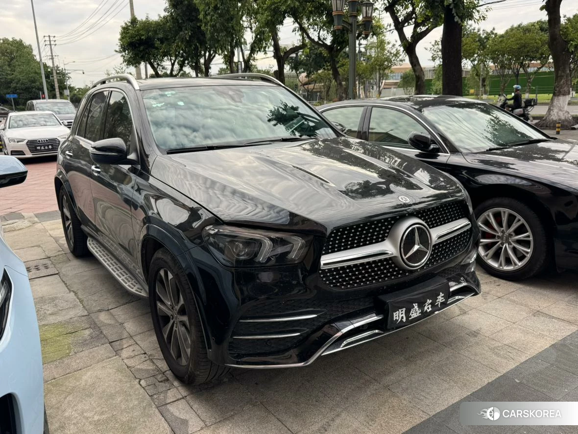 Mercedes-Benz GLE (import) 2021 Черный из Китая, фото 6