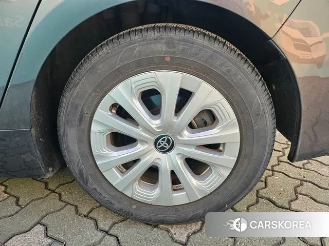 Toyota Prius 4th Generation id 3468037 из Кореи 14