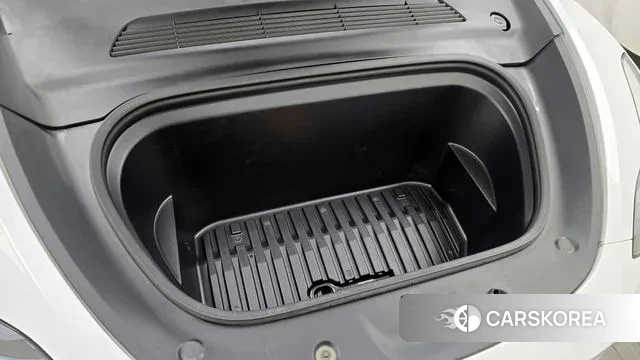 Tesla Model Y id 3716343 из Кореи 16