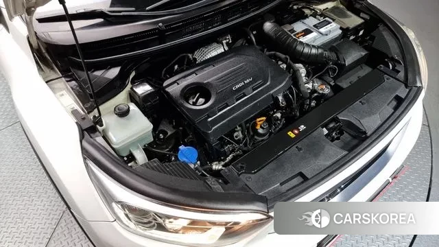 Kia Stonic id 2977286 из Кореи 16