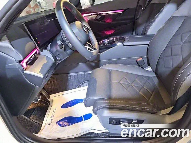 BMW 5 Series (G60) id 2690714 из Кореи 16