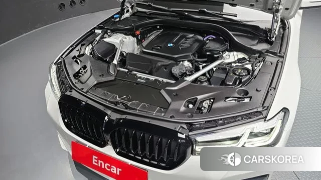 BMW 5 Series (G30) id 3426665 из Кореи 16