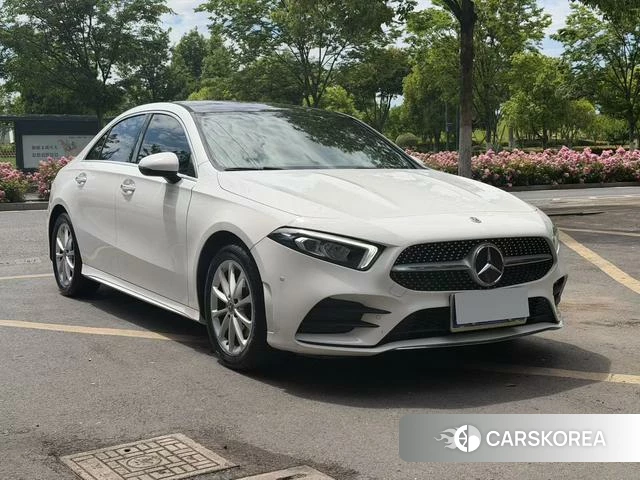 Mercedes-Benz Class A 2021 Белый из Китая, фото 6