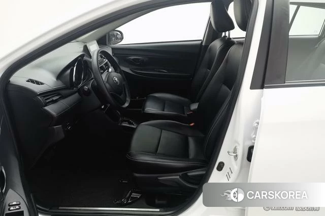 Toyota YARIS L Zhixuan id 4273018 из Китая 20