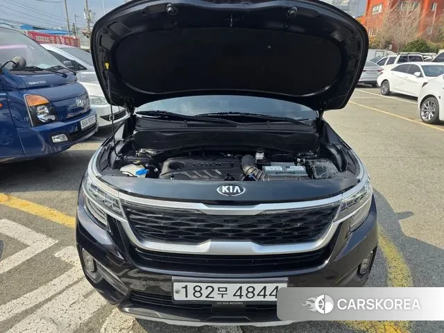 Kia Seltos id 3778744 из Кореи 16