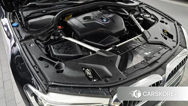 BMW 5 Series (G30) id 3134335 из Кореи 16