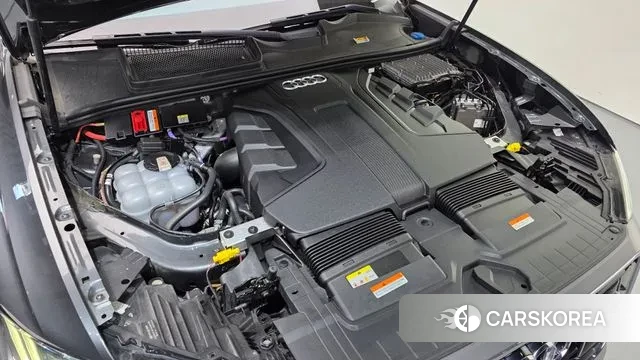 Audi Q8 (4M) id 3697419 из Кореи 16