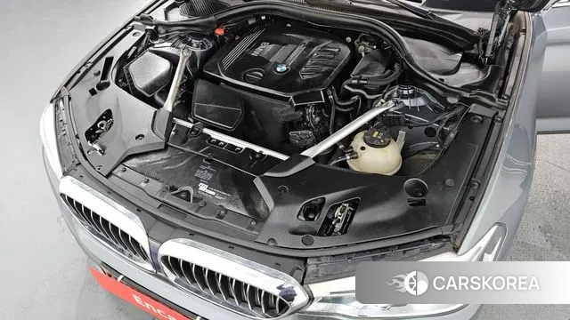 BMW 5 Series (G30) id 3449762 из Кореи 16