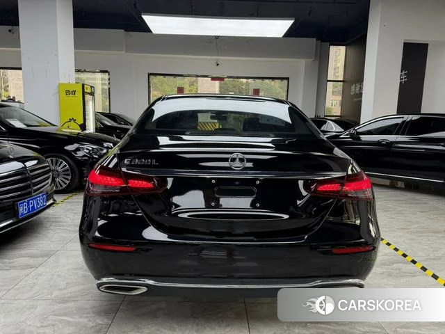 Mercedes-Benz E-class 2021 Черный из Китая, фото 6