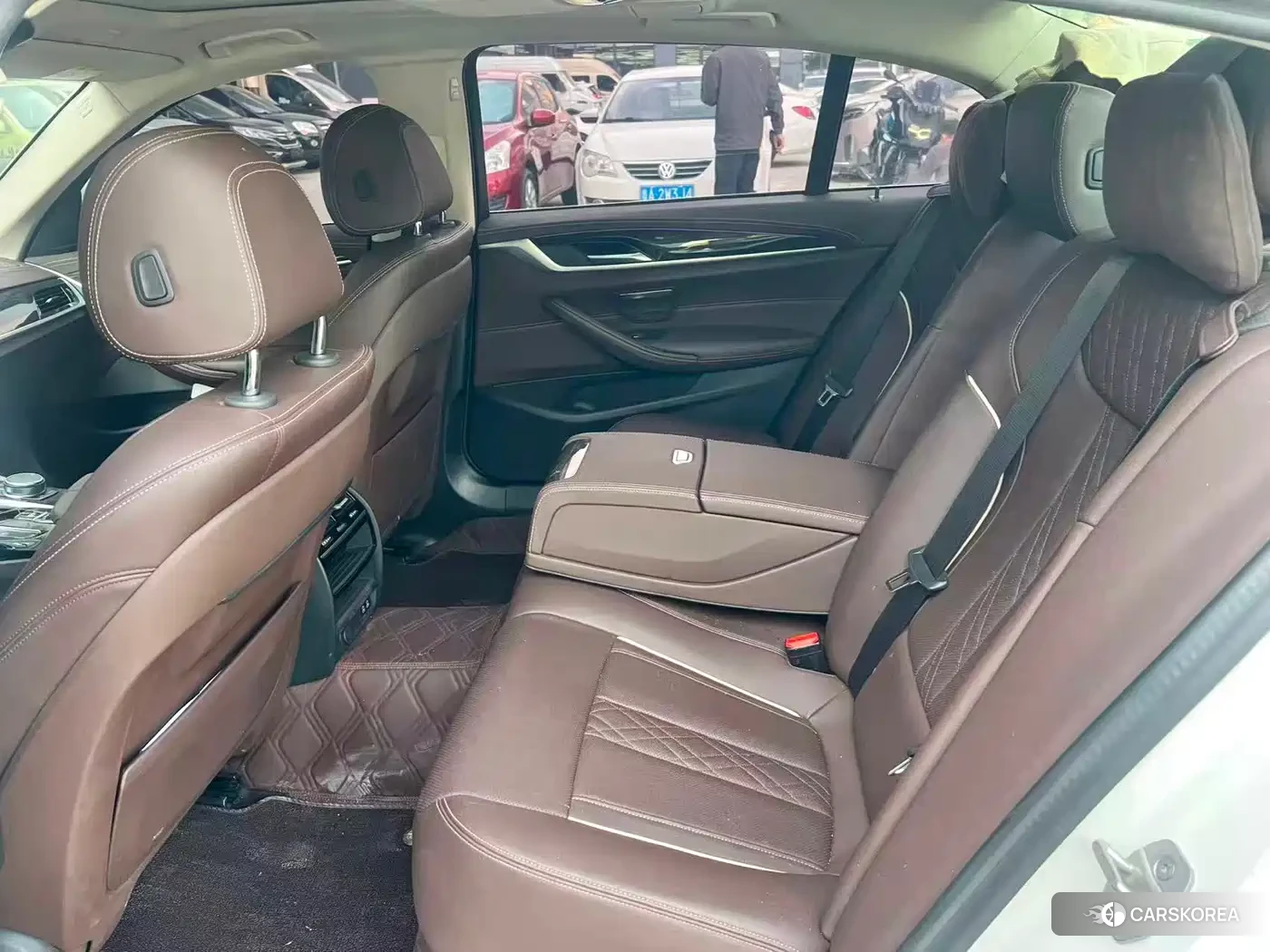BMW 5 series 2023 Белый из Китая, фото 6
