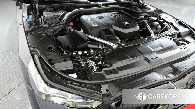 BMW 5 Series (G60) id 3891060 из Кореи 16