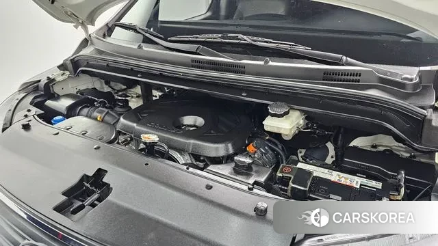 Hyundai The New Grand Starex id 3578534 из Кореи 16