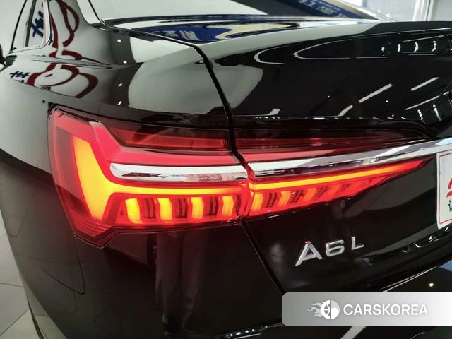 Audi A6L id 4258790 из Китая 22