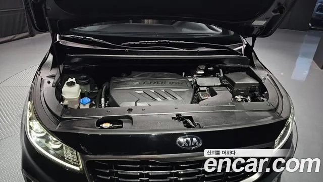 Kia The New Carnival id 2912465 из Кореи 16