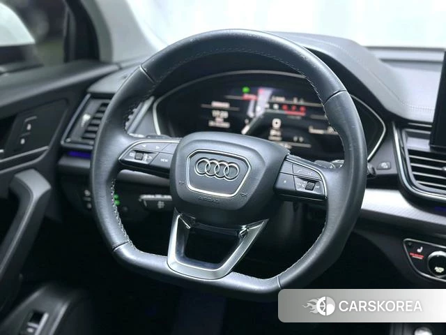 Audi Q5L id 4336268 из Китая 8