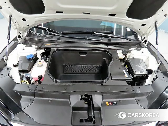 Hyundai Ionic 6 id 4842476 из Кореи 16
