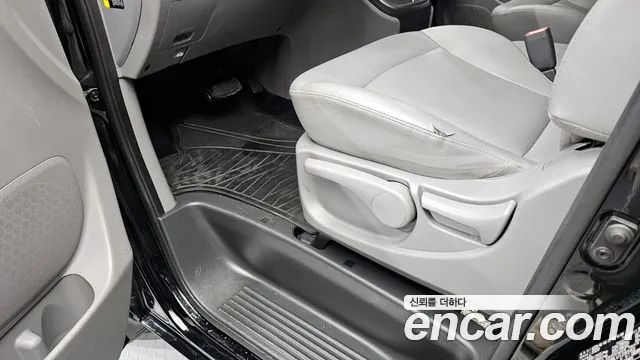 Hyundai The New Grand Starex id 2758218 из Кореи 16