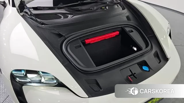 Porsche Taycan id 3616302 из Кореи 16