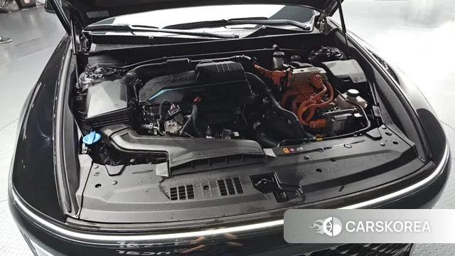 Hyundai Grandeur Hybrid (GN7) id 3002598 из Кореи 16