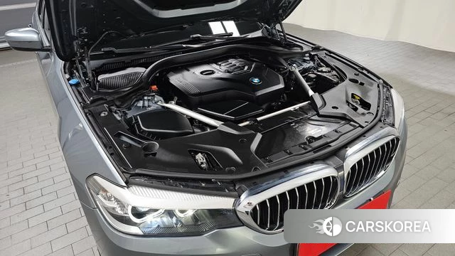 BMW 5 Series (G30) id 3965844 из Кореи 16