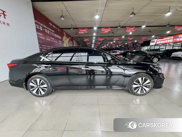 Nissan Teana 2021 Черный из Китая, фото 6