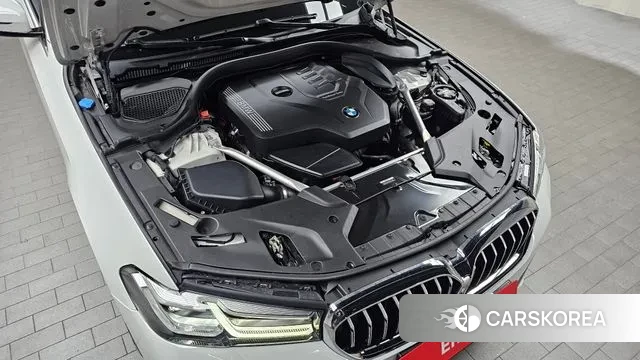 BMW 5 Series (G30) id 3389107 из Кореи 16