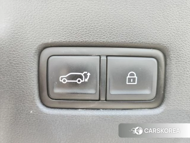 Hyundai Santa Fe (MX5) id 4248904 из Кореи 16