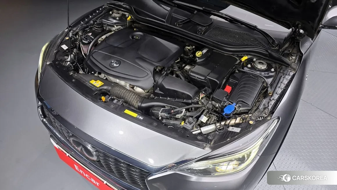 Infiniti Q30 id 1793650 из Кореи 16