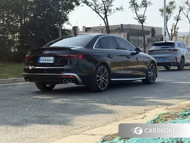 Audi S4 2021 Черный из Китая, фото 6