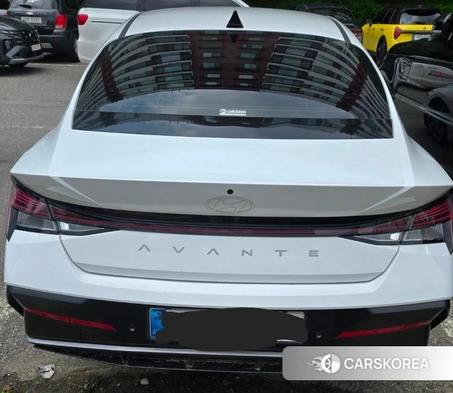 Hyundai The New Avante Hybrid (CN7) 2025 Белый из Кореи, фото 6