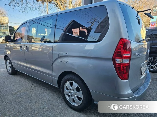 Hyundai The New Grand Starex id 3873682 из Кореи 16