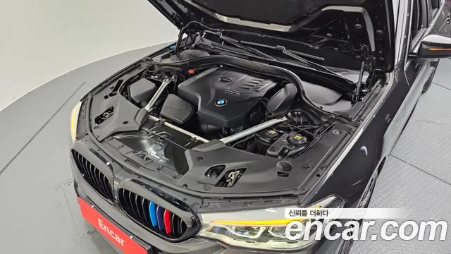 BMW 5 Series (G30) id 2813135 из Кореи 16