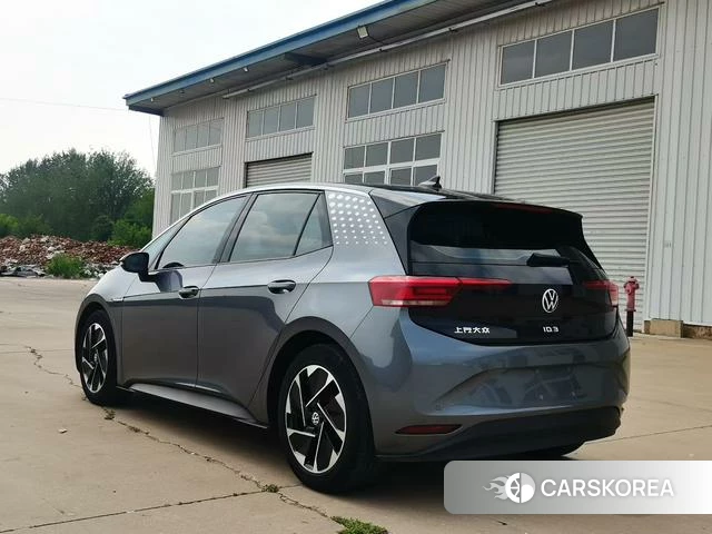 Volkswagen ID.3 2022 Темно-серый из Китая, фото 6