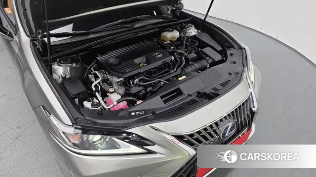 Lexus ES300h 7th generation id 3664957 из Кореи 16