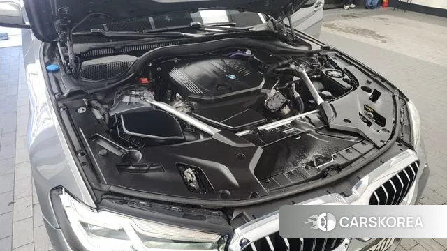 BMW 5 Series (G30) id 3447485 из Кореи 16