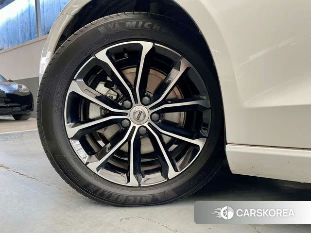 Volvo S60 id 4240847 из Китая 13